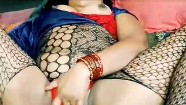 नौकर ने गन्दी फिल्म दिखा के पेल दिया