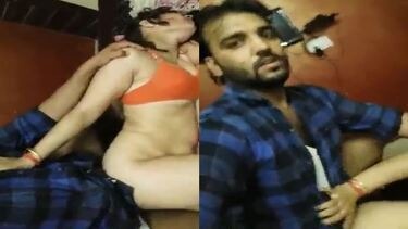 डिलीवरी वाले ने मारी भाभी की चुत