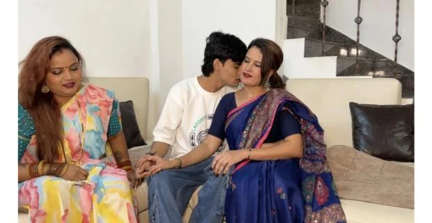 माँ और चाची की चूत एक साथ चोदा ठरकी बॉय लंड से वीडियो