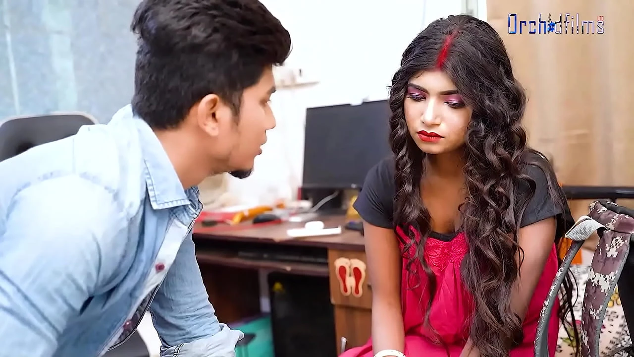 भाभी ने जवान लड़के को सिड्यूस करके लंड लिया वीडियो