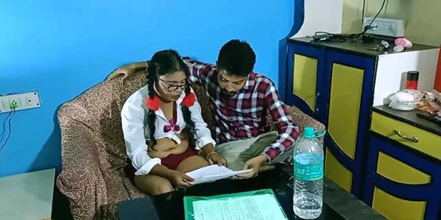 इंडियन स्टूडेंट की हॉट सेक्स टीचर के साथ वीडियो