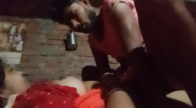 झारखंड की भाभी रात में चुदी लवर के साथ वीडियो