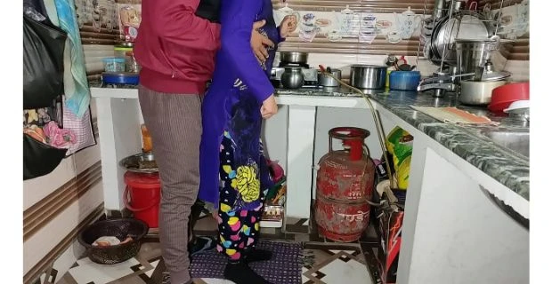 ऑफ़िस दोस्त ने भाभी को लंड का मज़ा दिया वीडियो