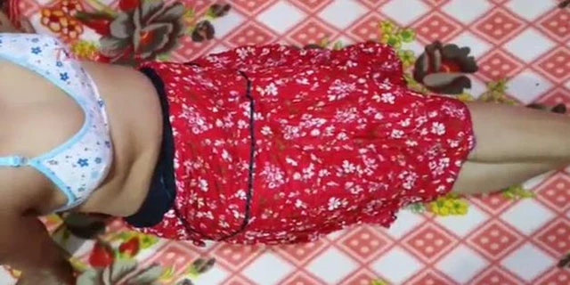 तंग गांड चुदाई वीडियो कामुक लड़की की