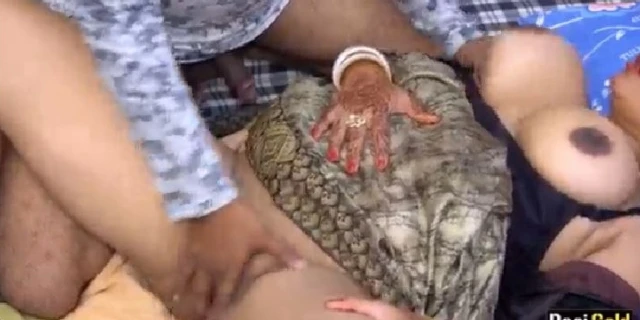 भाई बहेन की चुदाई खेल रखी के दिन वीडियो