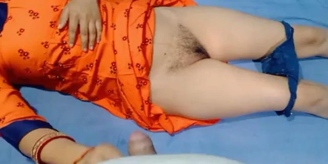 भाई को अपने कमरे मे बुलाकर चूत चुडवाई दीदी वीडियो