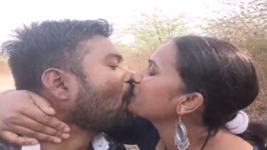 खेत में मारवाड़ी भाभी की देसी चुदाई