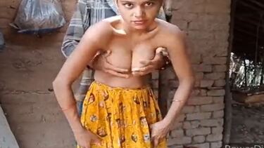 दूधवाले की सेक्सी बेटी की चुदाई