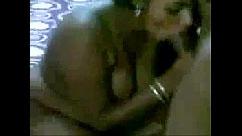 सर्विस सेंटर की लड़की को चोदा