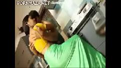 रंडी माँ का खेत में ग्रुप सेक्स