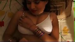 बूढ़े रशीद अंकल की रांड बन गई