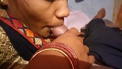 पापा ने मुझे घर में अकेला पाया तो कसके मुझे चोदा