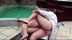 झाँटों वाली प्रियंका