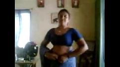 चुदासी चूत को मिला बूढ़ा लंड