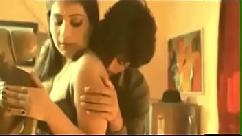 चुदसी माँ ने मजा लिया