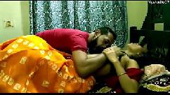 अपने दोस्तों के साथ ग्रुप में चुदी